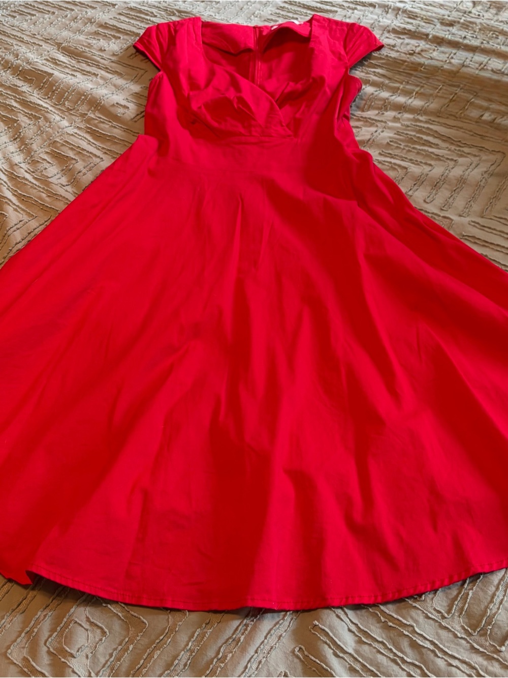Classic Red 1950’s Fit-and-Flare Style Swing Dress -